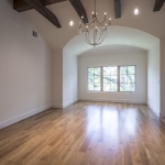 Master Bedroom w sitting
